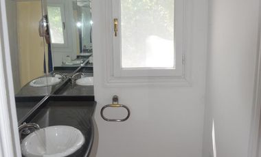 Casa en  venta en alquiler anual Martindale Pilar
