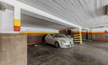 Venta de  Cochera en Palermo - Muy buen Ubicación.