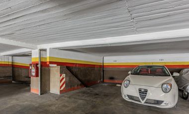 Venta de  Cochera en Palermo - Muy buen Ubicación.
