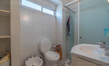 Casa en esquina Colegiales/Belg R