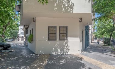 Casa en esquina Colegiales/Belg R