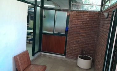 Depósito en  Bernal