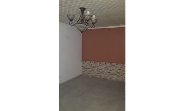 Se VENDE casa - Parque Real, Mañanitas