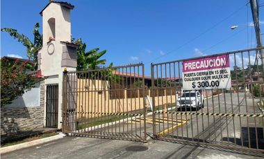 COD01 Casa Dúplex en Venta - Los Cortijos, Arraiján