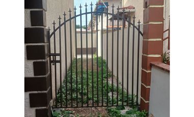 COD01 Casa Dúplex en Venta - Los Cortijos, Arraiján