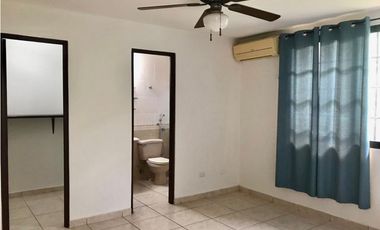 Casa en venta en Brisas del Golf (YM)