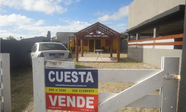 CASA + 2 DEPTOS