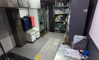Se renta local comercial en el aeropuerto terminal 1