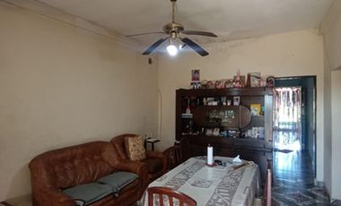Casa en venta en Moron Sur