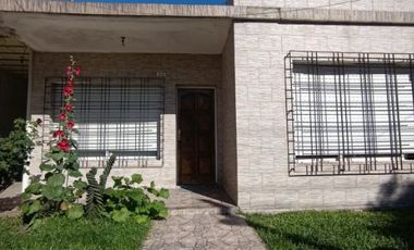 Casa en venta en Moron Sur