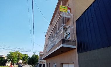 Departamento Tipo Casa en venta en Remedios de Escalada Este