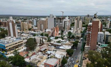 Dpto 1 dorm en Torre Luminia, Brown y Roca, Nqn