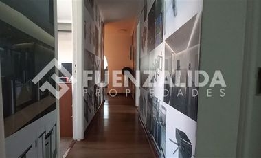 Oficina en Venta en Francisco de Villagra / Violeta Parra