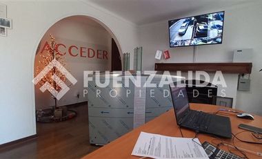 Oficina en Venta en Francisco de Villagra / Violeta Parra