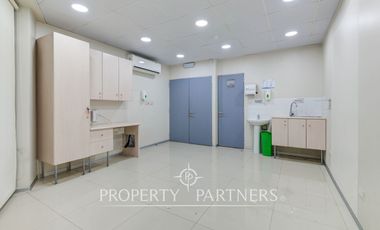 Local en Arriendo con excelente ubicación para uso Clínico / Metro Alcántara - El Golf