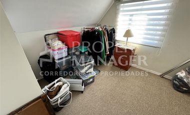 Casa en Venta en Casa 3 Pisos 105m2 5D-3B + Terraza - Parque Lantaño