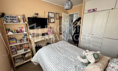 Casa en Venta en Casa 3 Pisos 105m2 5D-3B + Terraza - Parque Lantaño