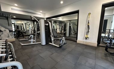 FLAT DE LUJO EN VENTA 4 DORM VISTA AL GOLF EDIFICIO MAS EXCLUSIVO DE SAN ISIDRO