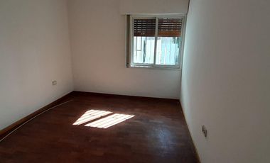Casa en venta tres dormitorios Amplio terreno. Cerro de las Rosas