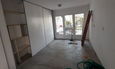 Casa en venta tres dormitorios Amplio terreno. Cerro de las Rosas