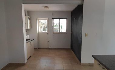 Casa en venta tres dormitorios Amplio terreno. Cerro de las Rosas