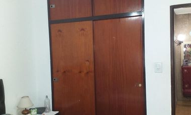 VENTA DE CASA 4 AMBIENTES