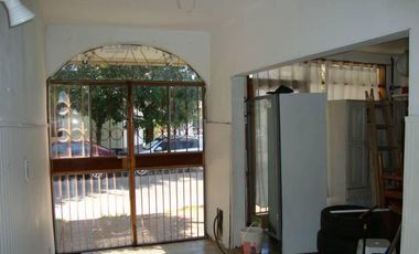 VENTA DE CASA 4 AMBIENTES