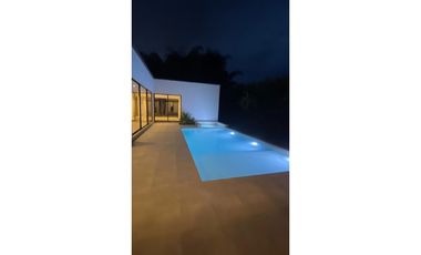 Casa campestre en condominio para la venta en Cerritos, Pereira!!!