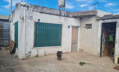 Venta casa en Arroyo Seco 2 dormitorios con patio