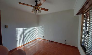 Casa 3 ambientes en alquiler