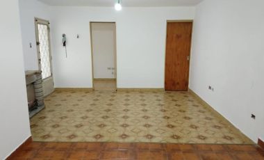 Casa 3 ambientes en alquiler
