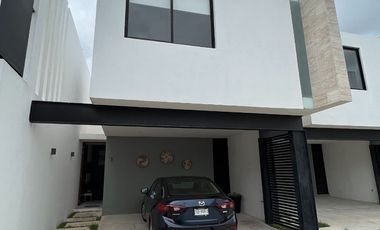 Townhouse en Venta en Mérida, Kan'th, Cholul