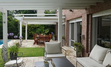 Casa en  Lomas de San Isidro