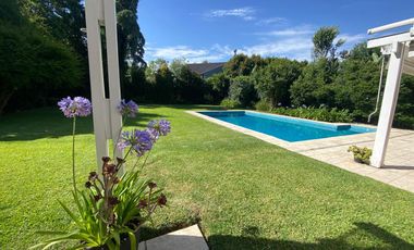 Casa en  Lomas de San Isidro