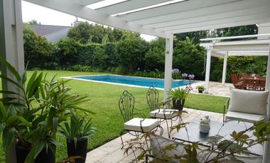 Casa en  Lomas de San Isidro