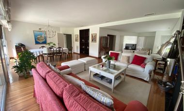 Casa en  Lomas de San Isidro