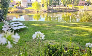 Casa en alquiler- Neuquen La Zagala barrio privado