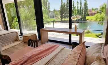 Casa en alquiler- Neuquen La Zagala barrio privado