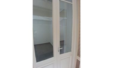 ALQUILER Recoleta, Junin al 1000, 4 Ambientes, 70m2, $750.000. Incluye expensas, ABL y AySA!!!