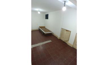 ALQUILER Recoleta, Junin al 1000, 4 Ambientes, 70m2, $750.000. Incluye expensas, ABL y AySA!!!