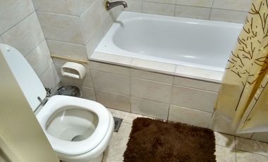 ALQUILER 4 AMBIENTES EN RECOLETA  AL FRENTE 3 DORMITORIOS BALCÓN DEPENDENCIAS A/A  PISCINA  ZOOM  COCHERA  BAÑO EN SUITE