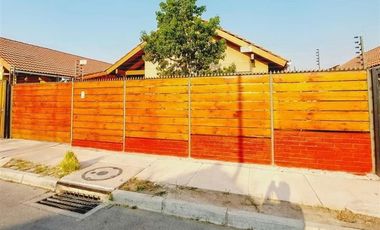Casa en Venta en Calle Patricio Ríos Vergara