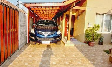 Casa en Venta en Calle Patricio Ríos Vergara
