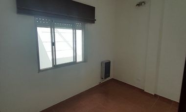 Departamento en alquiler en Merlo Sur