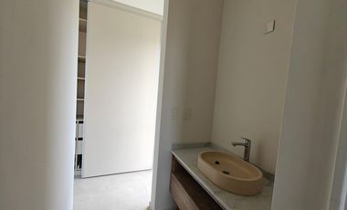 Casa con pileta en Santa Elisa Pilar del Este