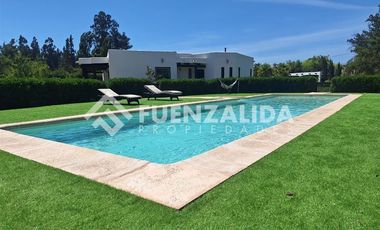 Casa en Venta en Rincon del Carmen Isla de Maipo