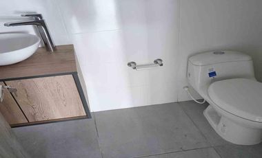 LOCAL EN ARRIENDO ZONA CENTRO / MONTENEGRO