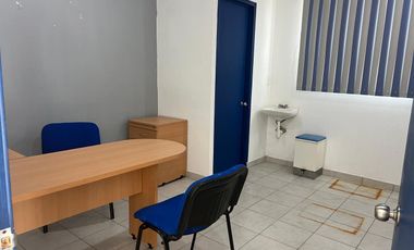Edificio comercial en venta en Av. Universidad, SJR, Querétaro.