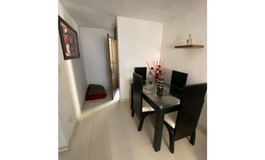 SE ALQUILA APARTAMENTO CUARTO PISO TORRES DE COMFANDI