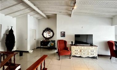 CASA COMERCIAL EN ARRIENDO Y VENTA SECTOR SANTA MARA DE LOS ANGELES
